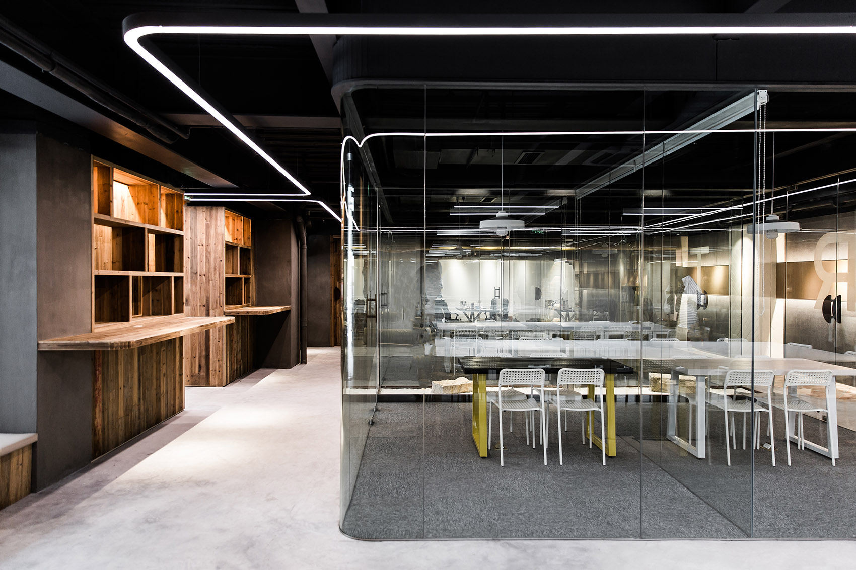 時尚現(xiàn)代藝術教育機構裝修設計-第2張圖片-上海古都建筑設計集團